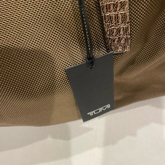 TUMI Carry More Ballistic Nylon and Leather Trim Bag NWT - Picture 12 of 16